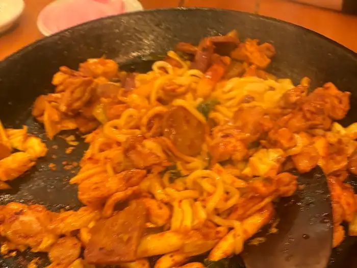푸짐한 닭갈비