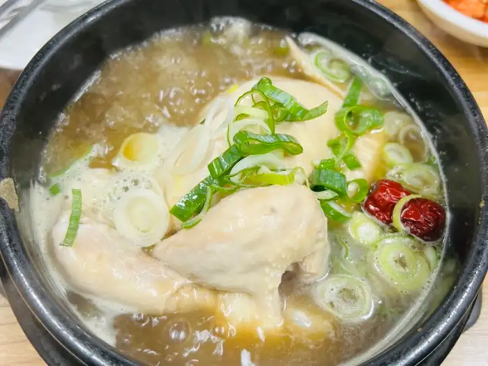 삼계탕 내부 모습