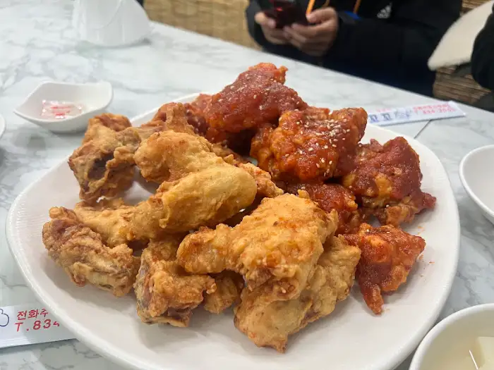 후라이드 치킨 반 마늘 통닭 반