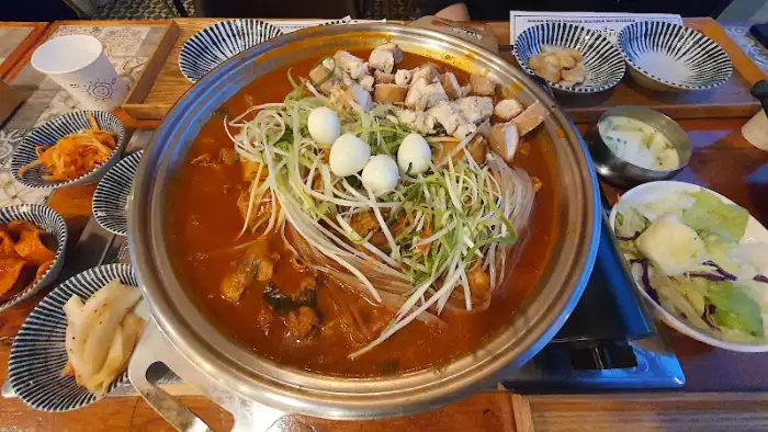 밑반찬과 음료