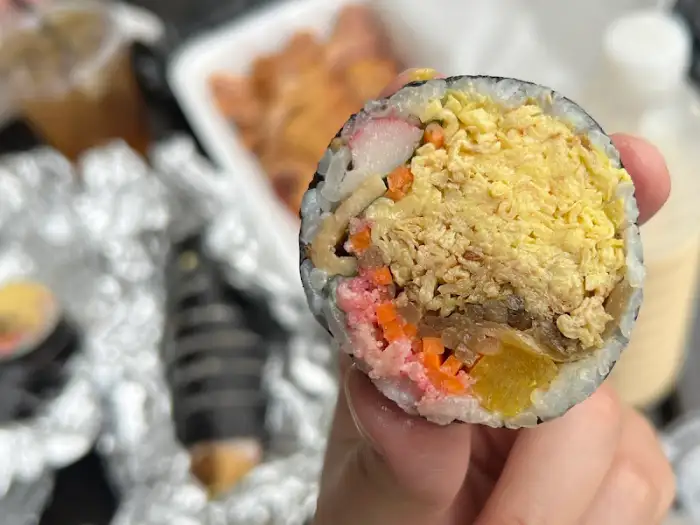 김밥 단면 상세 컷