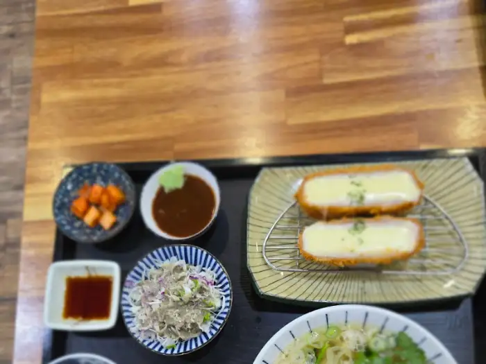 치즈 돈까스 세트 구성