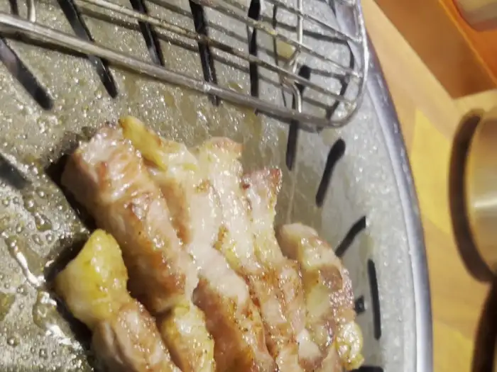 고기 굽는 모습