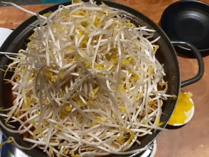 끓는 닭발