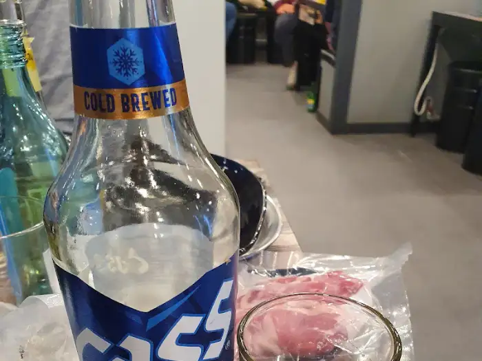 냉장고에 보관된 맥주병