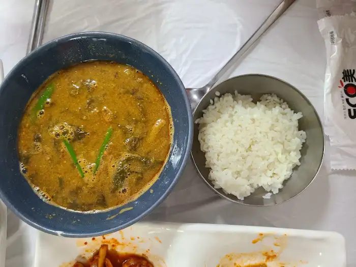 진한 추어탕 한 그릇