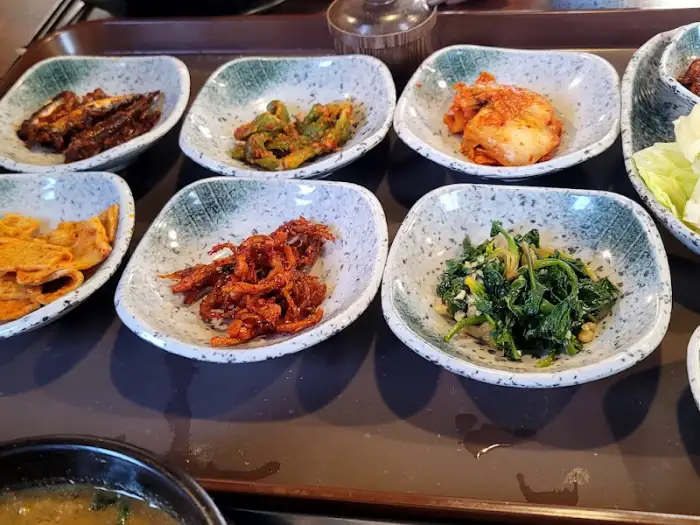 다양한 밑반찬
