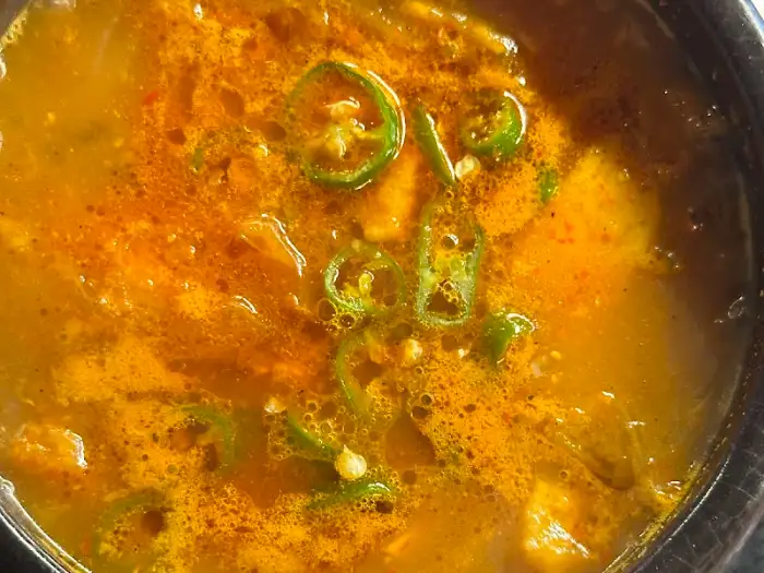 매콤한 김치 짜글이