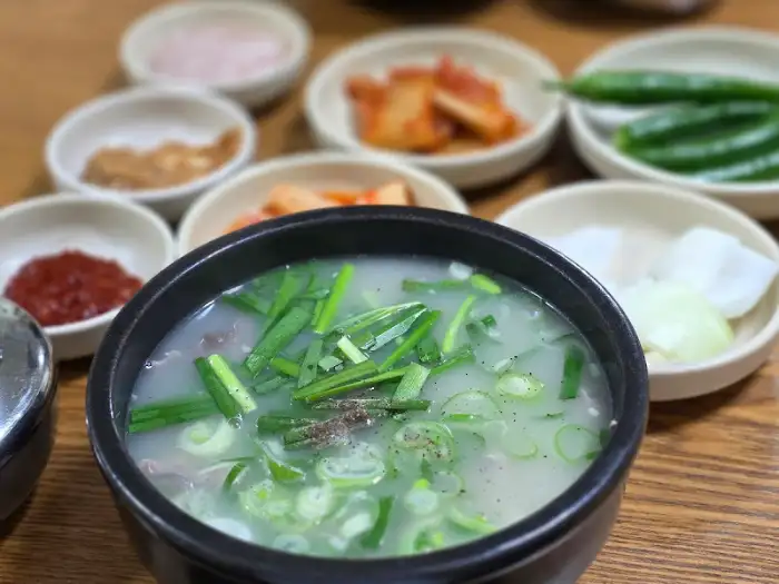 따로국밥 근접샷