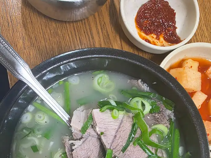 따로국밥의 고기
