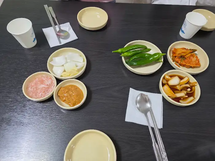 기본 찬과 양념
