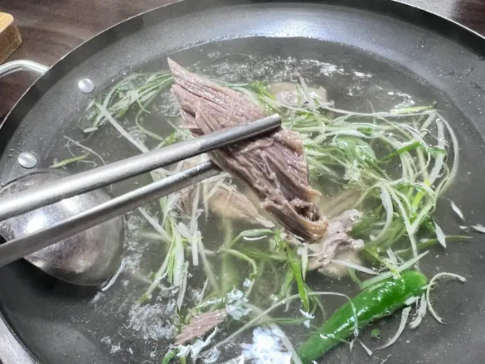 기러기 칼국수 육수에 끓인 죽