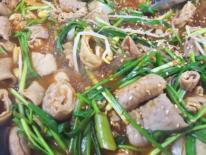노릇하게 구워진 막창구이