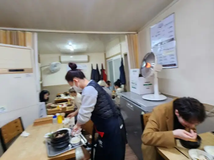 일미밀면 내부 모습