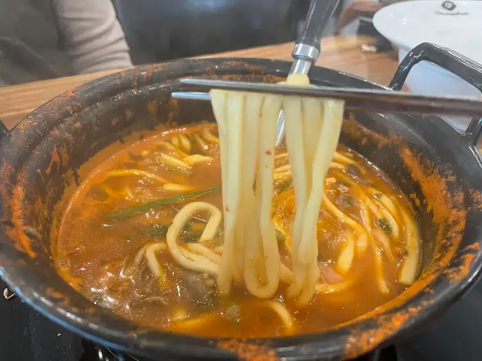 등촌샤브칼국수 면발