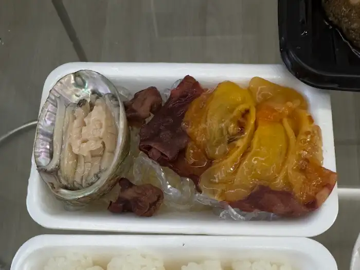 전복과 멍게