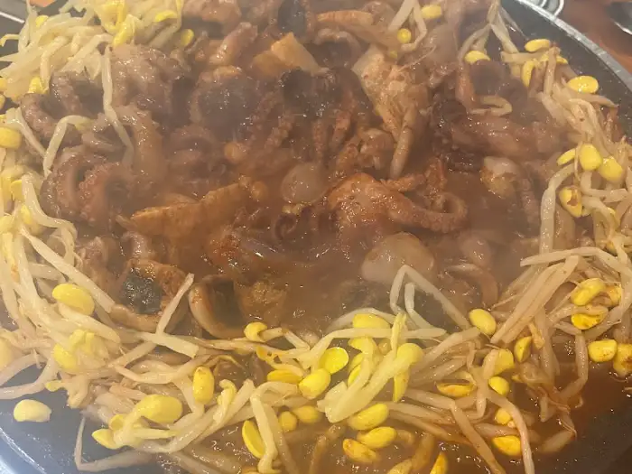 매콤한 쭈꾸미와 콩나물
