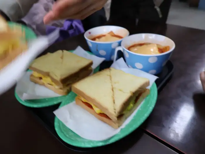 메뉴판 근접