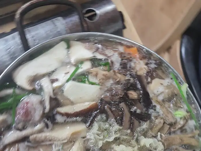 버섯전골 근접샷