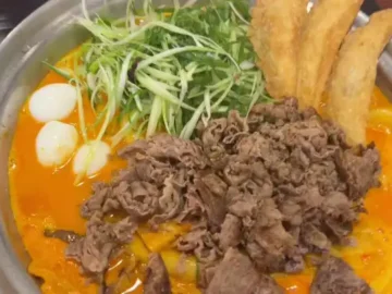 대구 동성로 맛집, 청년다방에서 즐기는 푸짐하고 다채로운 떡볶이의 향연
