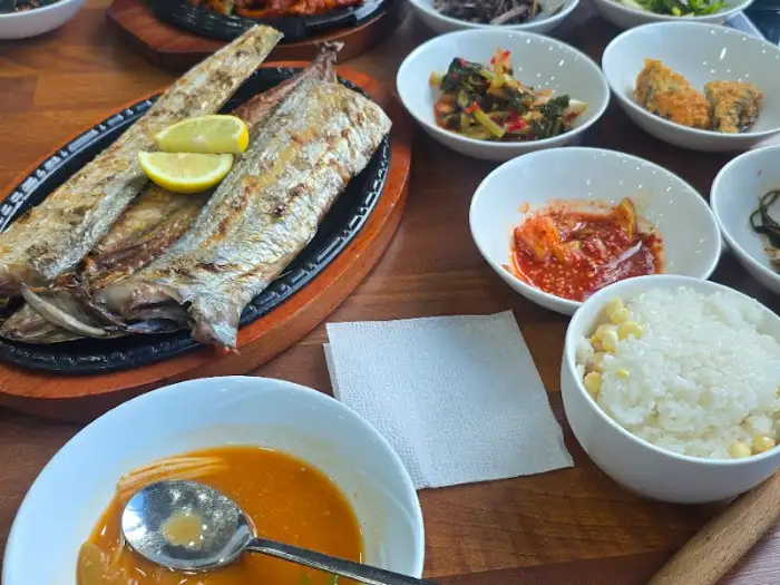 솥밥과 밑반찬