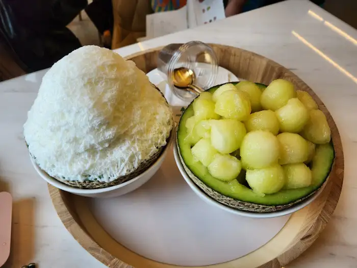 RAW 멜론 빙수