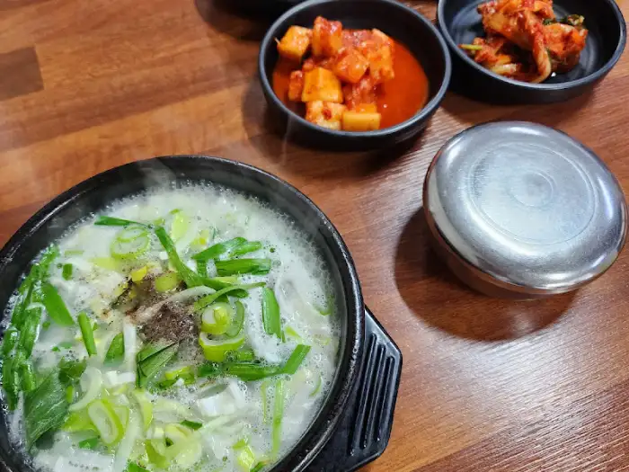소머리국밥과 밑반찬