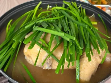 탑동길손식당의 푸짐한 백숙