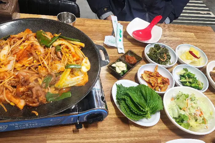 다양한 밑반찬