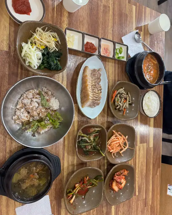 보리밥 정식 한상 차림