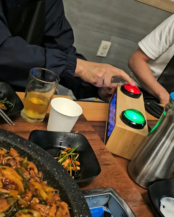3대째 신대상회 테이블 세팅