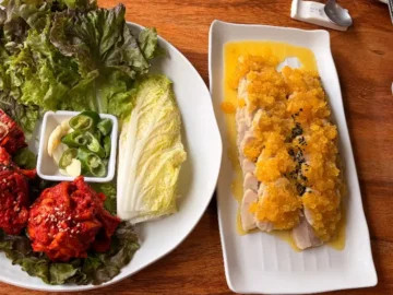 아씨마늘보쌈의 푸짐한 마늘보쌈 한상차림