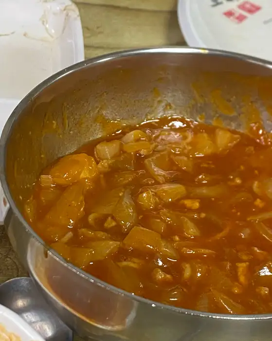 다양한 재료가 듬뿍 들어간 청강중화요리의 짬뽕