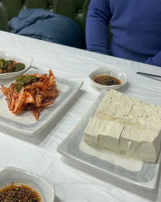 부드러운 순두부와 신선한 김치