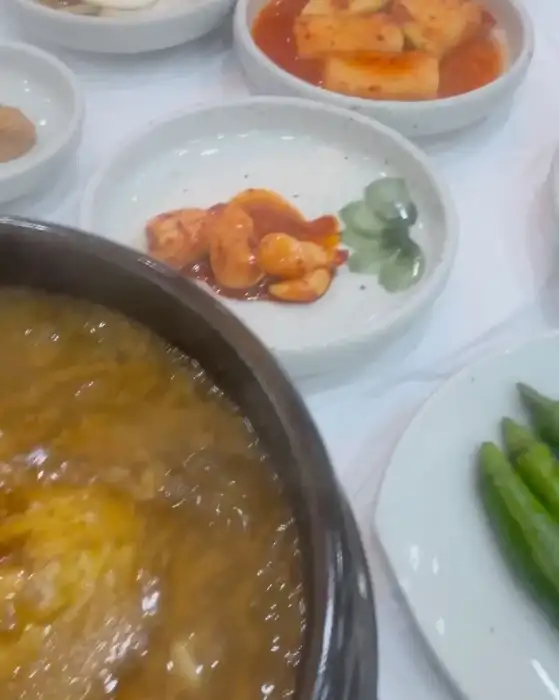삼계탕과 함께 나온 밑반찬들의 모습