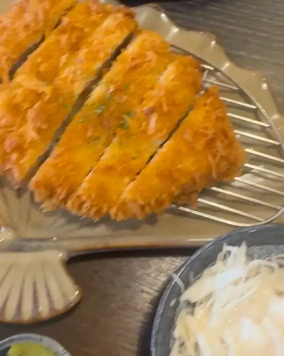 카이카츠 대구점의 잘 썰린 등심 돈카츠