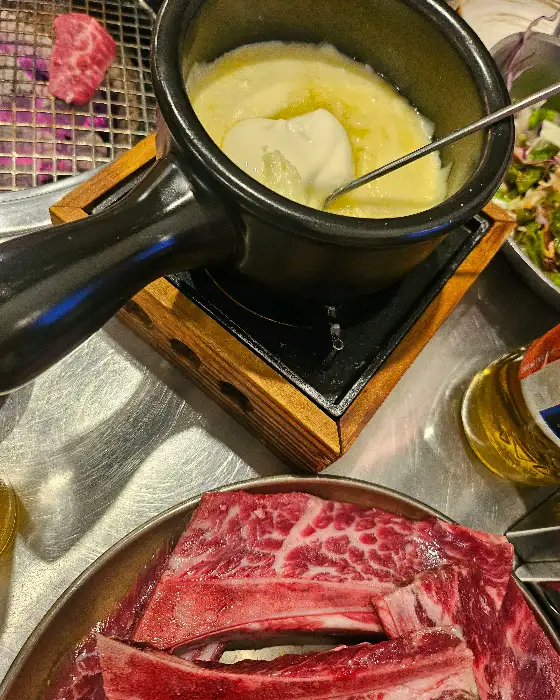 치즈 퐁듀와 생갈비