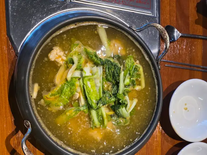 이복주 당진새우찜에서 즐기는 따뜻한 국물의 알탕