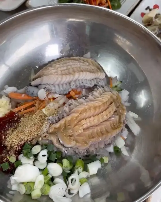 영덕대게 안동횟집 71호의 푸짐한 대게찜