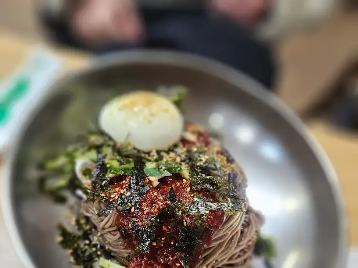 홍천 금수강산막국수의 비빔막국수