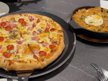 이재모피자 전포점: 부산 부산진구 치즈 폭탄 피자 맛집 이재모피자 전포점 외관과 내부 모습