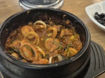 우렁이박사 매콤한 우렁이 요리