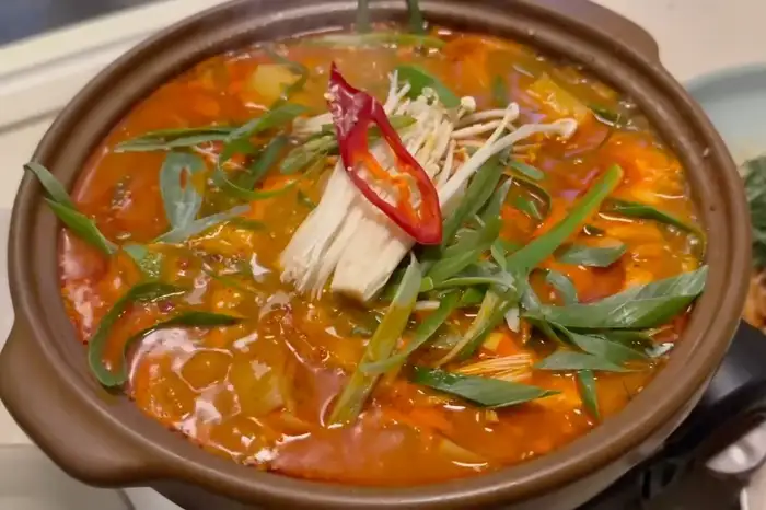 서교주담 전복칼비빔