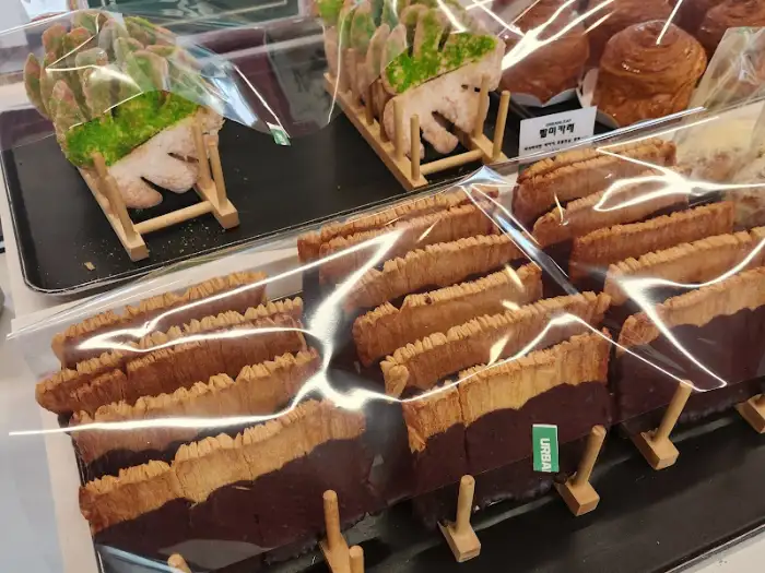 진열된 빵들