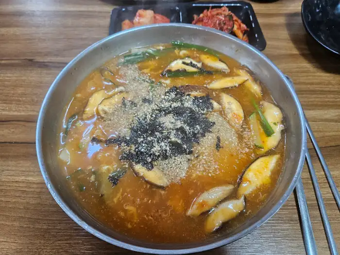 장칼국수 근접샷