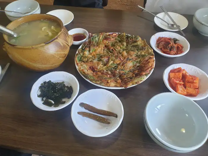 파전과 수제비, 곁들임 찬