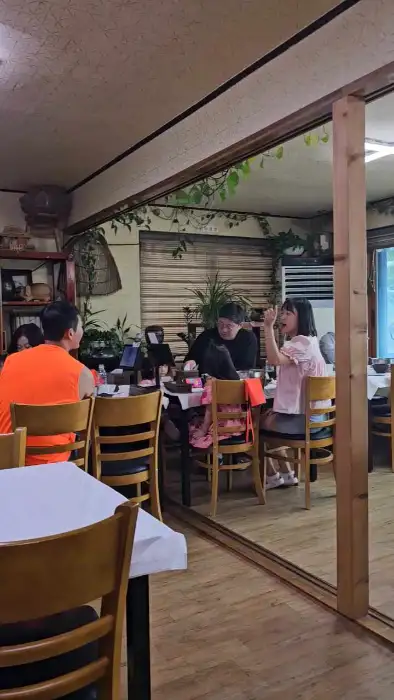 식당 내부 풍경