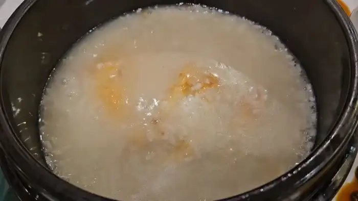 본가장수촌 평촌점 누룽지백숙 국물