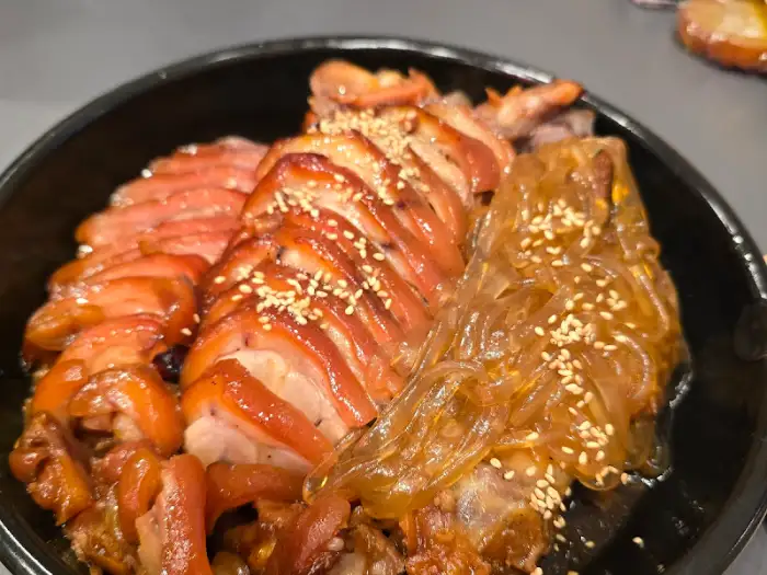 마왕족발 마왕통구이 상세