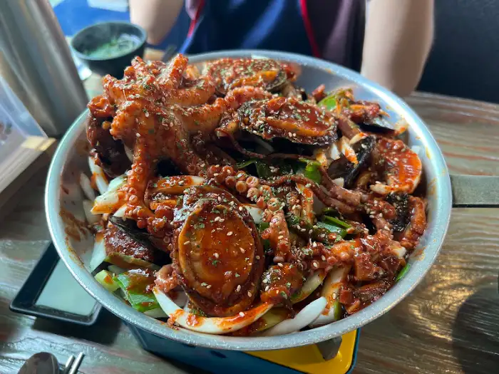 푸짐한 전복 소갈비찜 한 상